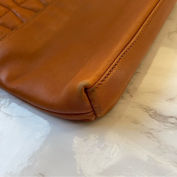 Badgley Mischka Quilted Brown Leather Shoulder Bag Flap Medium Sized Gold Chain - Picture 8 of 11